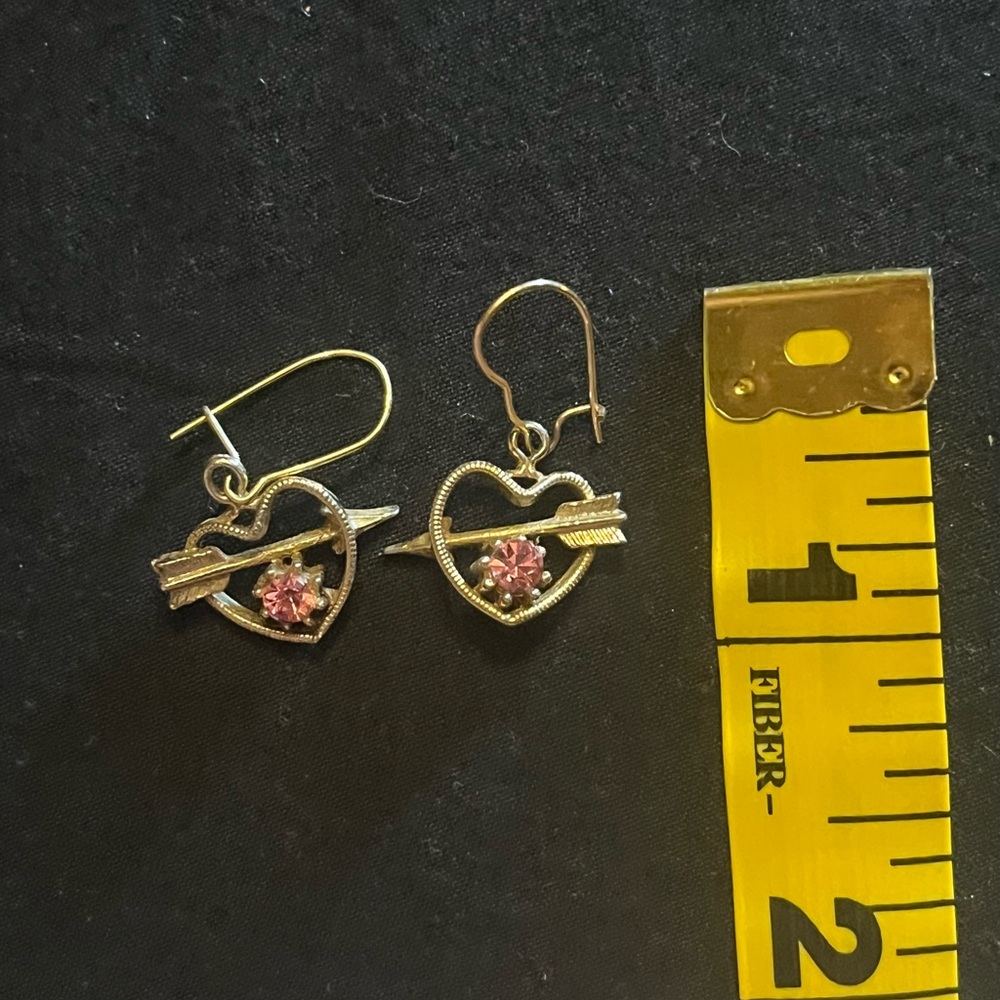 Vintage Dainty Gold Tone Heart-Shaped Pink Stone Earrings Cupid
